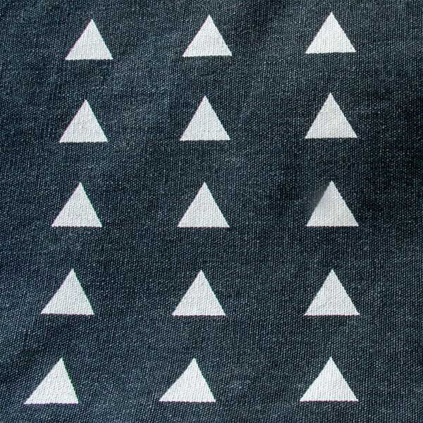 Bones & Arrow Durry Bed Black & White 28x42x4"